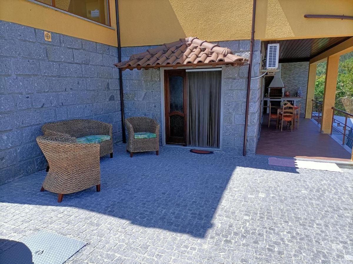 Casa Amarela Da Canicada Vieira do Minho Exteriér fotografie