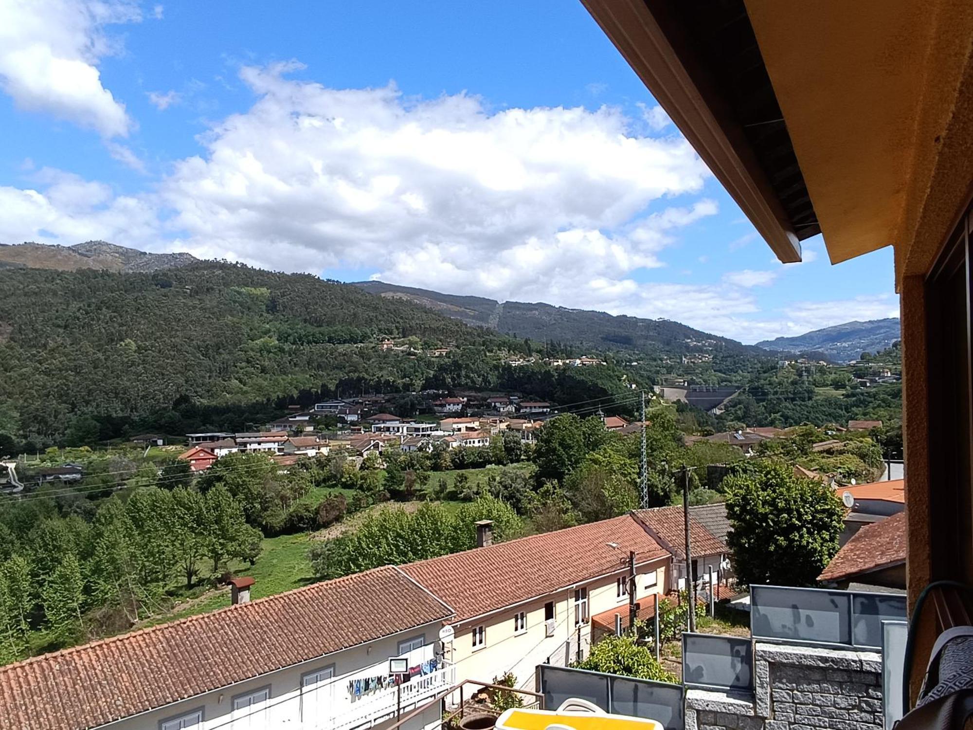 Casa Amarela Da Canicada Vieira do Minho Exteriér fotografie